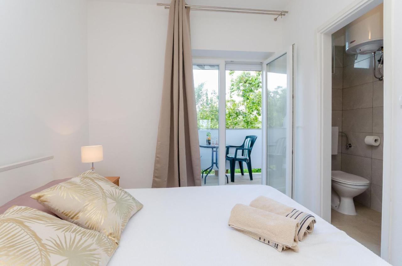 Barbat na Rabu Apartments And Rooms Bianca מראה חיצוני תמונה