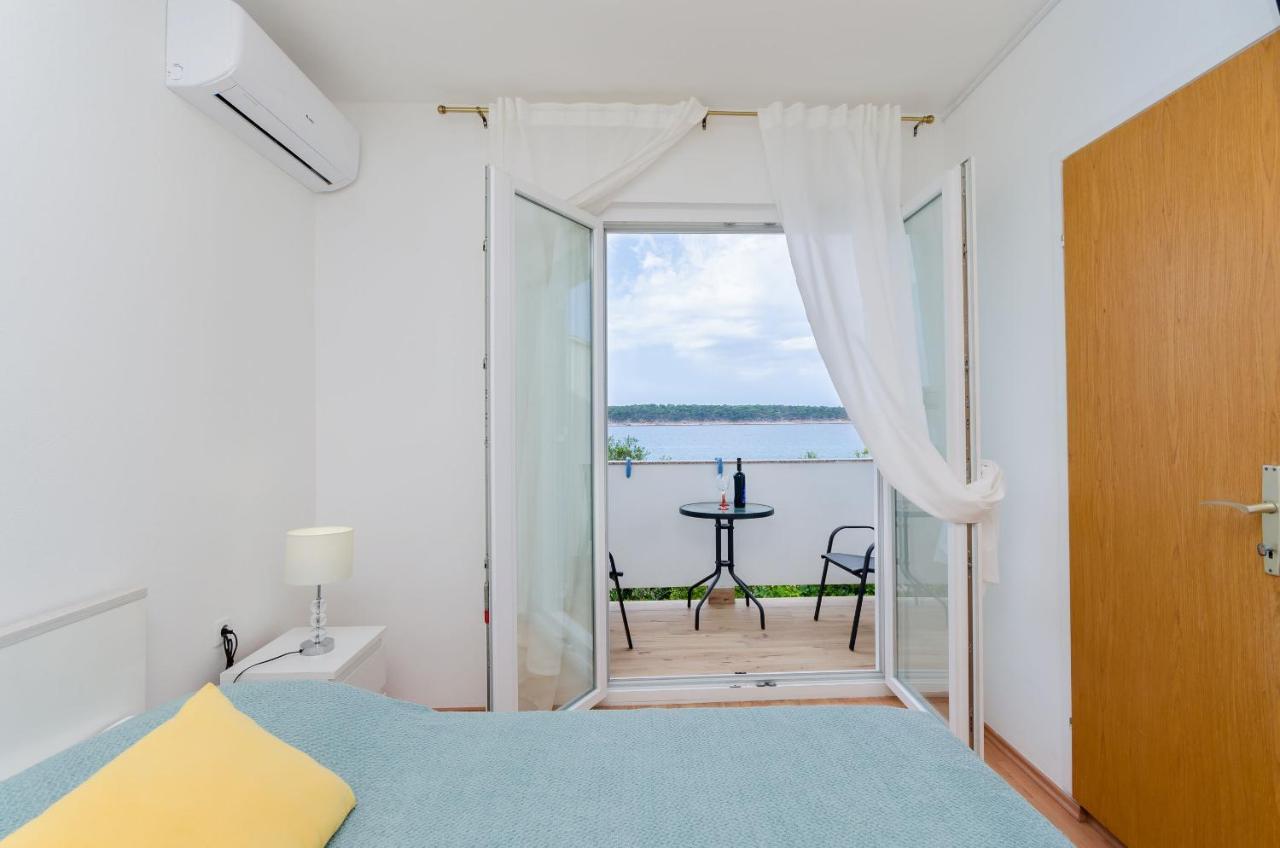 Barbat na Rabu Apartments And Rooms Bianca חדר תמונה