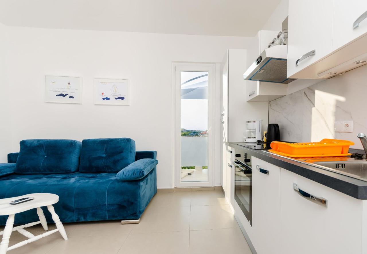 Barbat na Rabu Apartments And Rooms Bianca מראה חיצוני תמונה