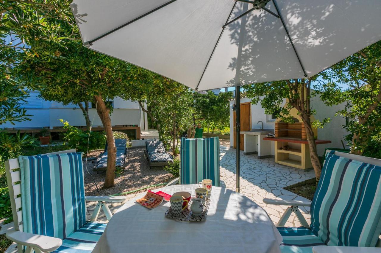 Barbat na Rabu Apartments And Rooms Bianca מראה חיצוני תמונה