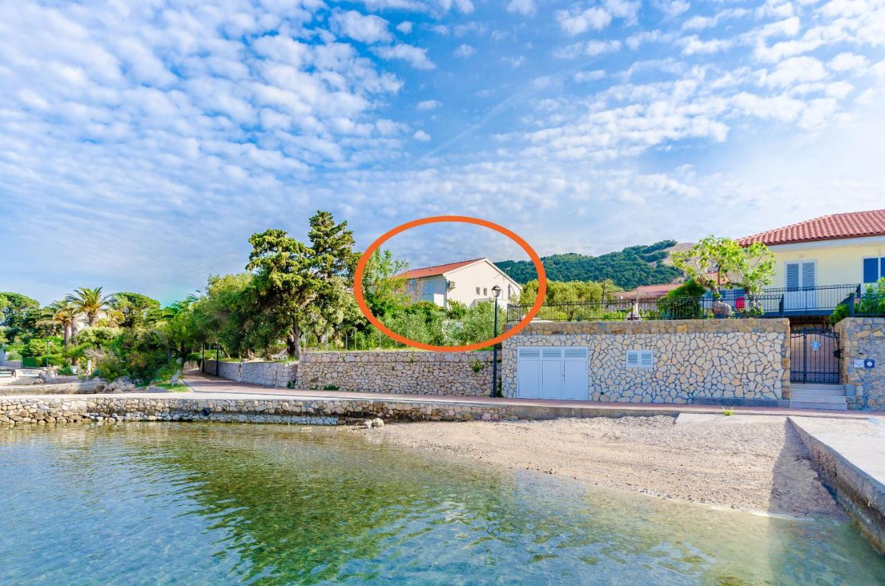 Barbat na Rabu Apartments And Rooms Bianca מראה חיצוני תמונה