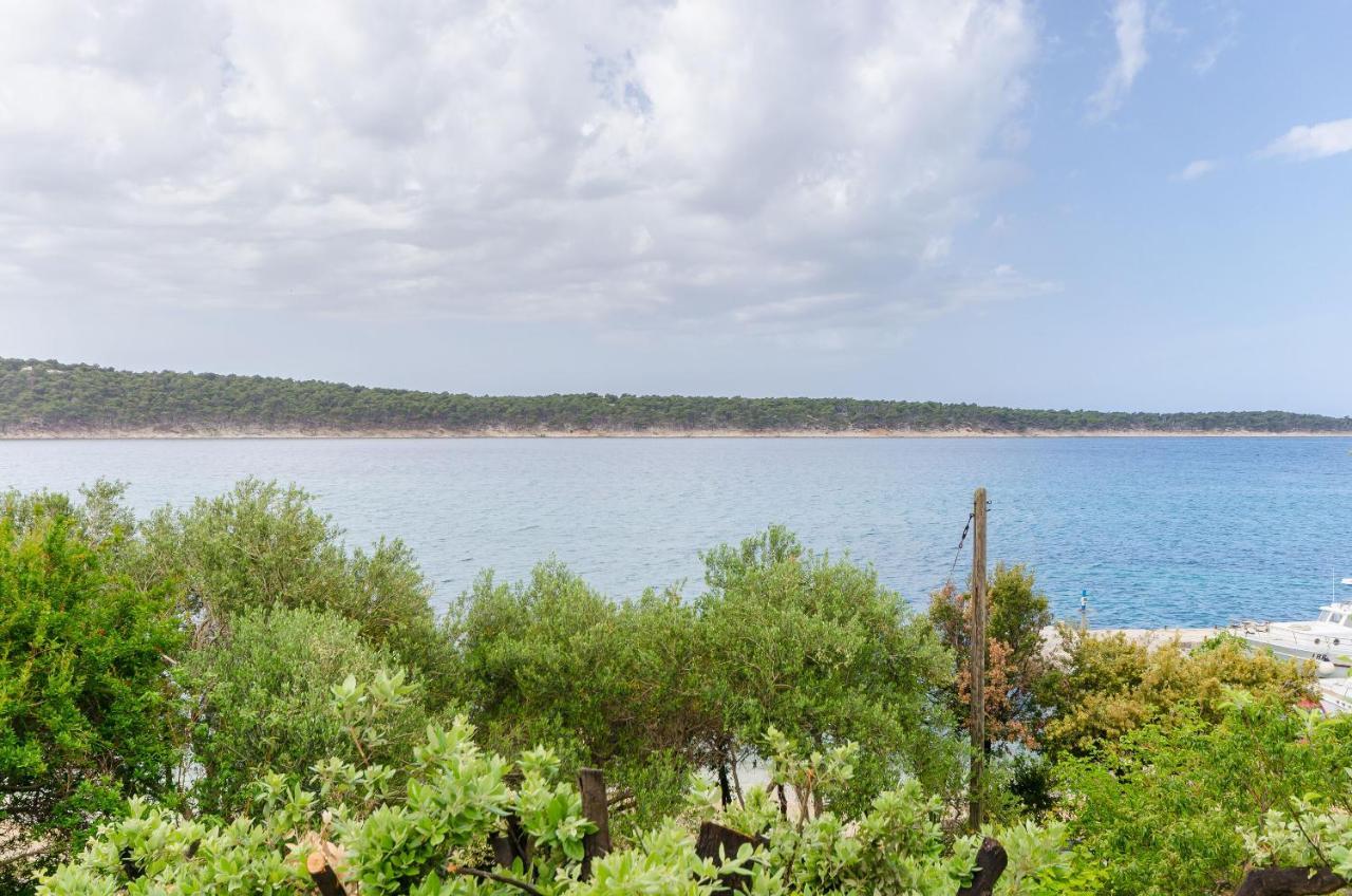 Barbat na Rabu Apartments And Rooms Bianca מראה חיצוני תמונה