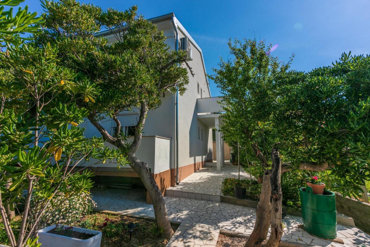 Barbat na Rabu Apartments And Rooms Bianca מראה חיצוני תמונה