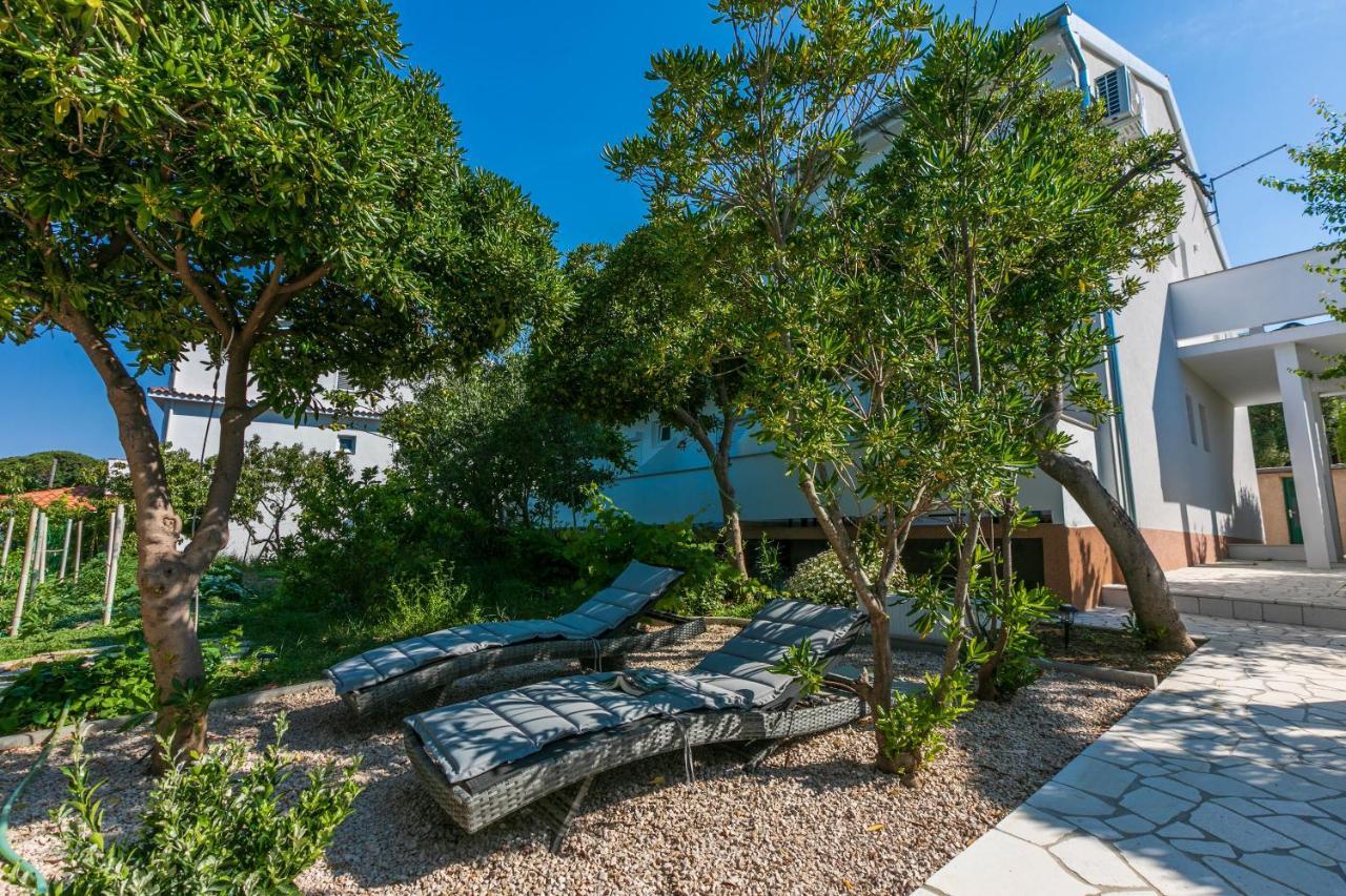 Barbat na Rabu Apartments And Rooms Bianca מראה חיצוני תמונה