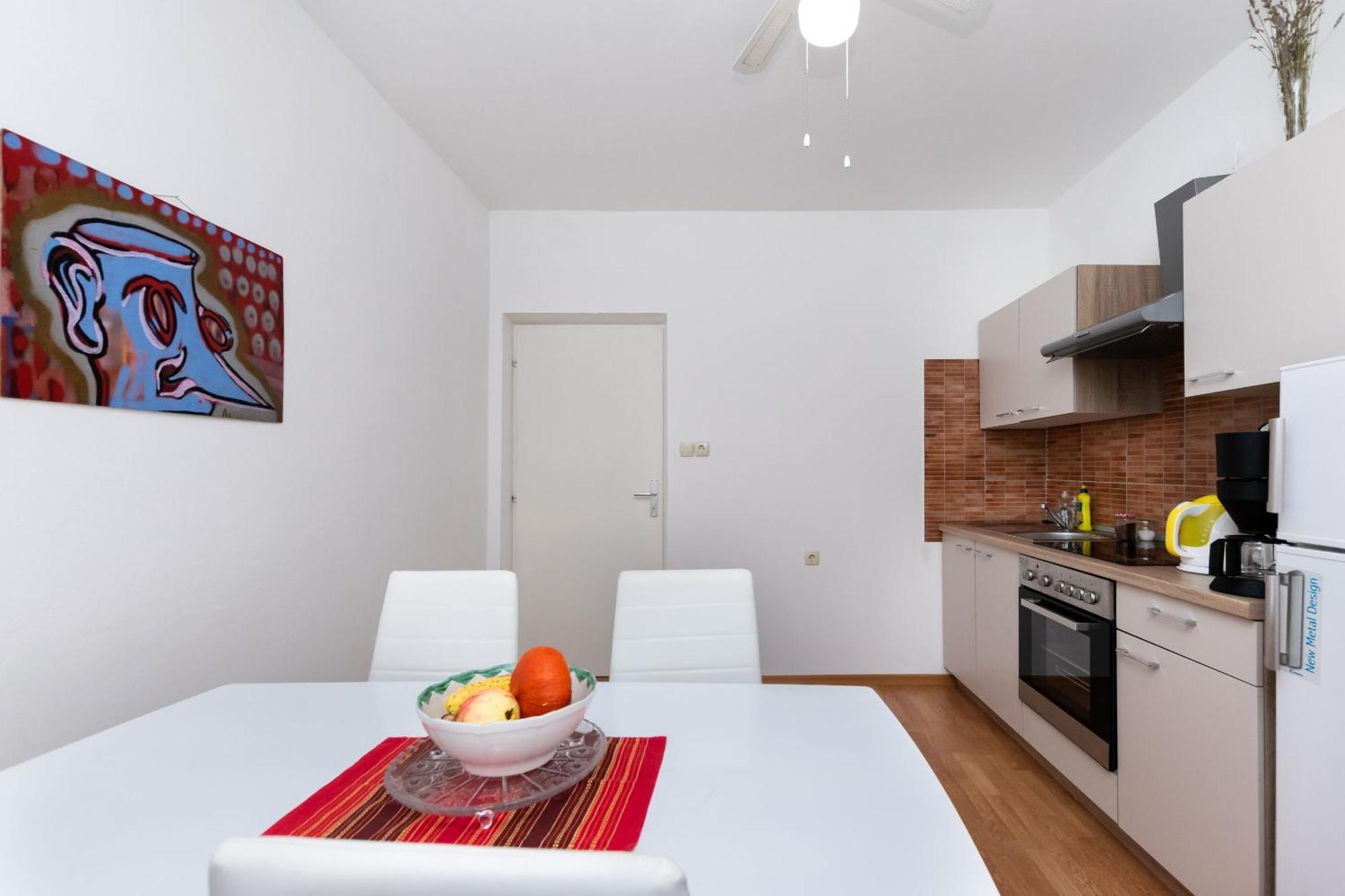 Barbat na Rabu Apartments And Rooms Bianca מראה חיצוני תמונה